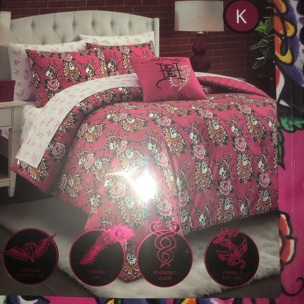🖤 Ed Hardy Pink Floral & Skull King Comforter Set ‼️ 8 pieces
